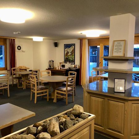 Artemis Easy Stay Self Check In-Out Saas-Fee Bagian luar foto
