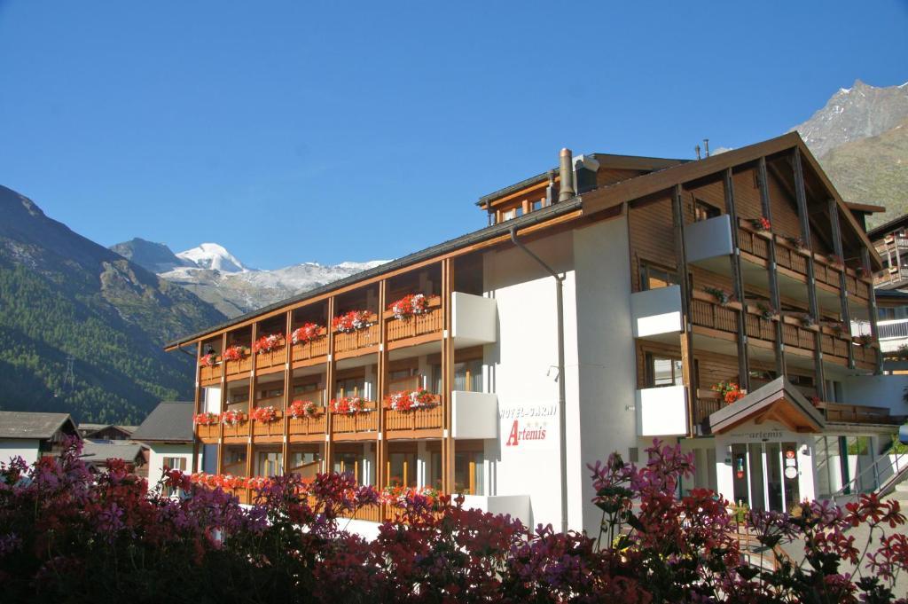 Artemis Easy Stay Self Check In-Out Saas-Fee Bagian luar foto